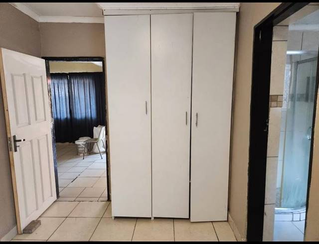 2 BEDROOM PROPERTY TO RENT IN PRETORIA GARDENS